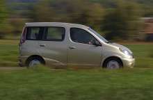 toyota yaris verso