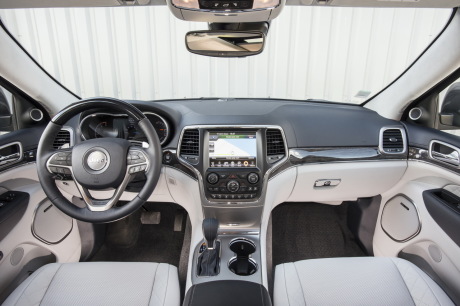 Jeep Grand Cherokee Summit Signature intérieur