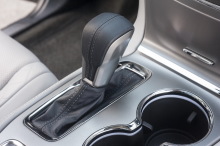 Levier de vitesse du Jeep Grand Cherokee Summit Signature