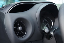 Aérateur toyota yaris 2017