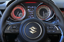 Commandes volant suzuki swift sport 2018