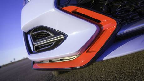 Le Hyundai Veloster N arbore des peintures de guerre !