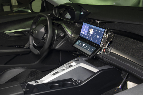 peugeot 308 2 i-cockpit itoggles voiture demo