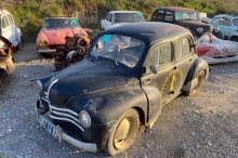Renault 4CV grange