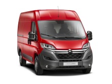 Le Citroën Jumper, le 3,5-tonnes de la marque aux chevrons, fait peau neuve au deuxième trimestre de 2014.