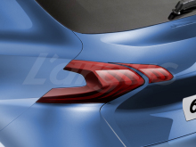 Les contours des feux évoquent toujours le motif de griffe cher à Peugeot.