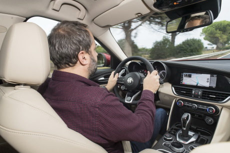 Au volant de l'Alfa Romeo Giulia 2.2 160 ch AT8 (2020)