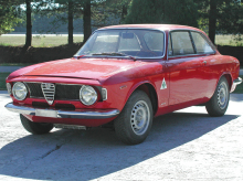Alfa Romeo Giulia GTA (1965-1975)