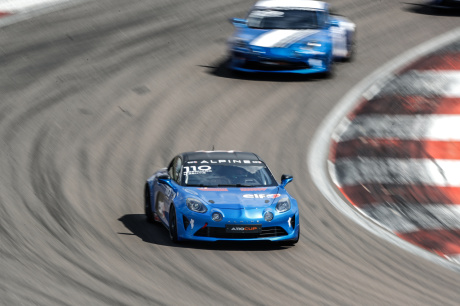 Alpine A110 Cup Dijon Sentis action avant droite