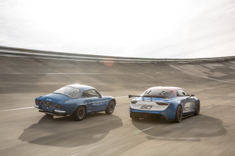 Alpine Célébration concept vs Alpine A110 1600 SC Montlhéry