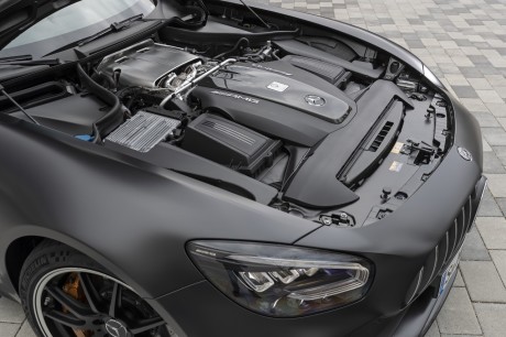 Mercedes-AMG GT V8