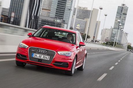 audi a3 sportback e tron rouge