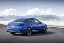 Audi A4 S line (2018) vue arriÚre bleue