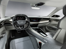 audi e-tron GT habitacle planche de bord
