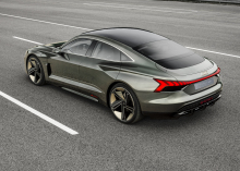 audi e--tron GT concept vue arriÃÆÃ
¡re gris