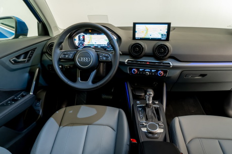 Audi Q2 habitacle planche de bord