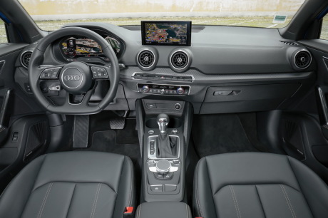 planche de bord audi Q2