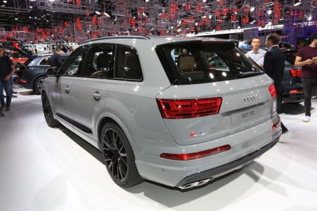 vue arrière de l'audi SQ7