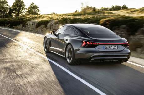 audi rs e-tron gt 2021 roues arriere directrices