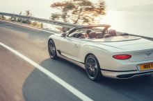 Bentley Continental GTC 2019 vue arriÃÆÃâÃâ ââ¬â¢ÃÆÃ¢â¬Å Ãâáre blanche