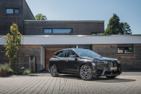 Dimensions BMW iX