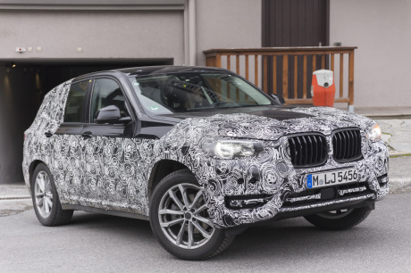 Le BMW X3 va largement étendre son spectre avec des versions hybride rechargeable et 100 % électrique.