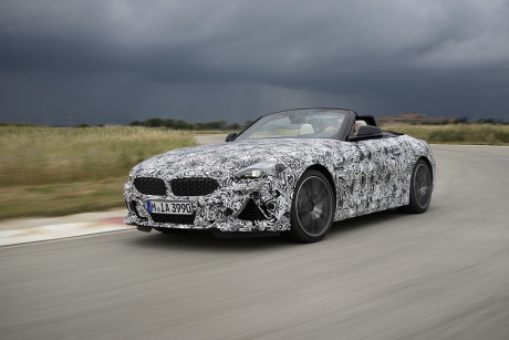 BMW Z4 2018 camoufl̮̩ travelling avant gauche