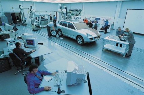 porsche bureau d'étude maquette cayenne