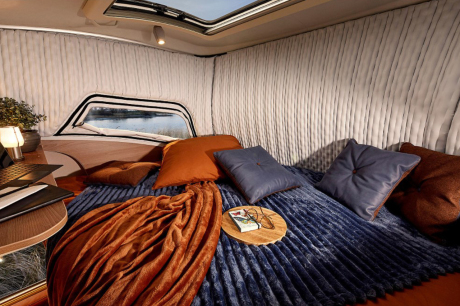 camping car Bürstner Lyseo Gallery chambre sur le toit