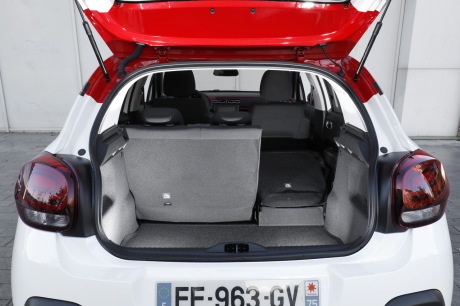 Citroën C3 vue du coffre ouvert