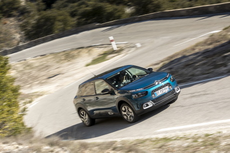 Citroen C4 Cactus bleu action avant droite
