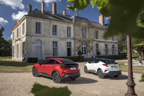 citroen c4 2020 vs toyota c-hr prix