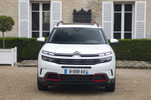 CitroÃÆÃâÃâ ââ¬â¢ÃÆÃ¢â¬ âââ‰âÂ¢ÃÆÃââââ¬ ÃÆÃ¢Ã¢ââ¬Å¡Ã¬Ã¢ââ¬ÅŸÃÂ¢ÃÆÃâÃâ ââ¬â¢ÃÆÃ¢Ã¢ââ¬Å¡Ã¬ÃâŠÃÂ¡ÃÆÃââââ¬Ã
Â¡ÃÆÃ¢â¬Å¡Ãâën C5 Aircross blanc vue de face