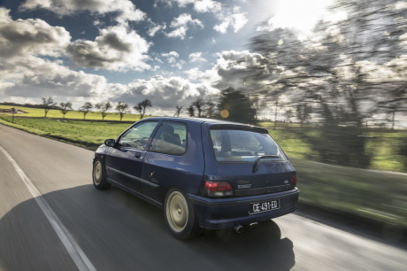renault clio williams