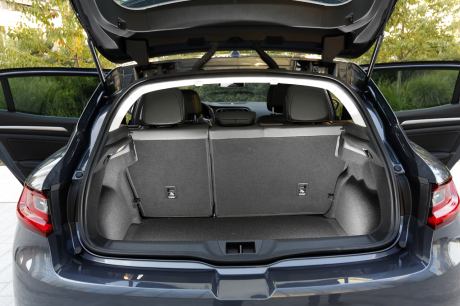 coffre ouvert Renault Mégane 4 (2016)