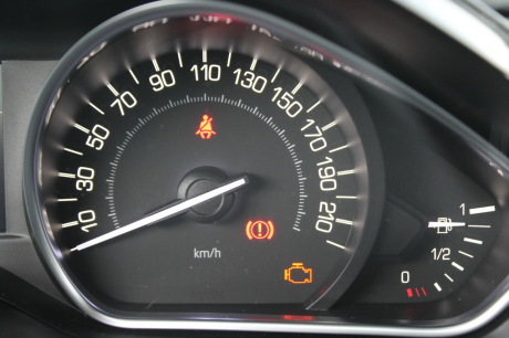 compteur peugeot 208