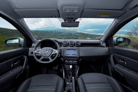planche de bord dacia duster 2018