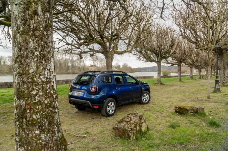 dacia duster essentiel version 2019