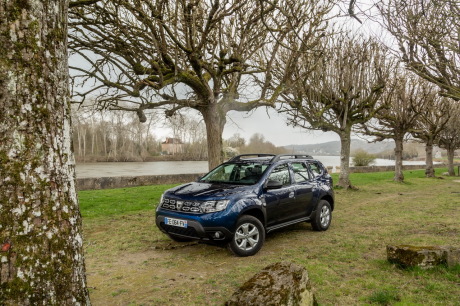 dacia duster essentiel version 2019