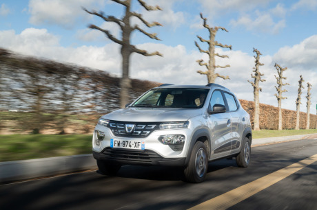 dacia spring essai