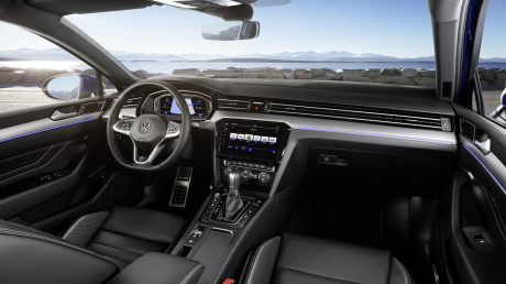 Volkswagen Passat 2019 habitacle planche de bord