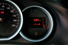 dysfonctionnement jauge carburant dacia