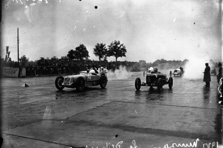 Départ du Grand Prix d'Italie 1927. Delage 155B