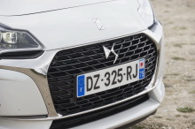 Le SUV arborera la calandre DS double wings comme son aînée.