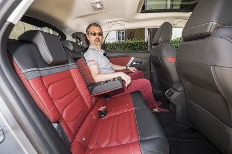 Citroën C4 2020 places arrière.
