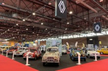 renault 4L stand