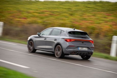 essai de la Cupra Leon hybride