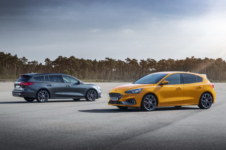 Ford Focus ST 2019 Orange Fury