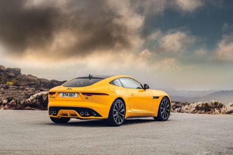 Jaguar F-Type P575