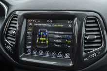 Ecran tactile Jeep hybride